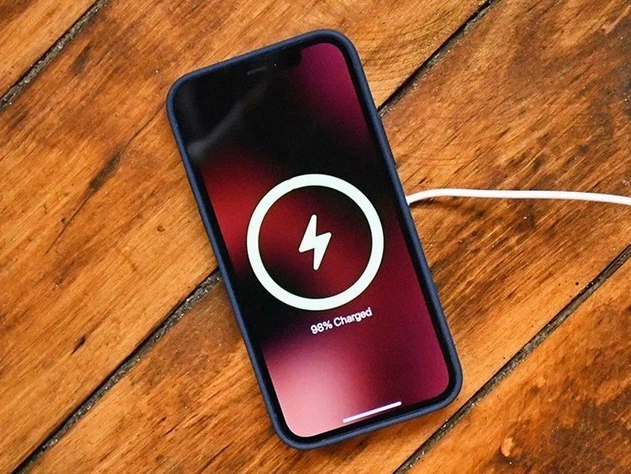 梁子湖苹果手机维修分享iPhone 12可以随便充电吗 